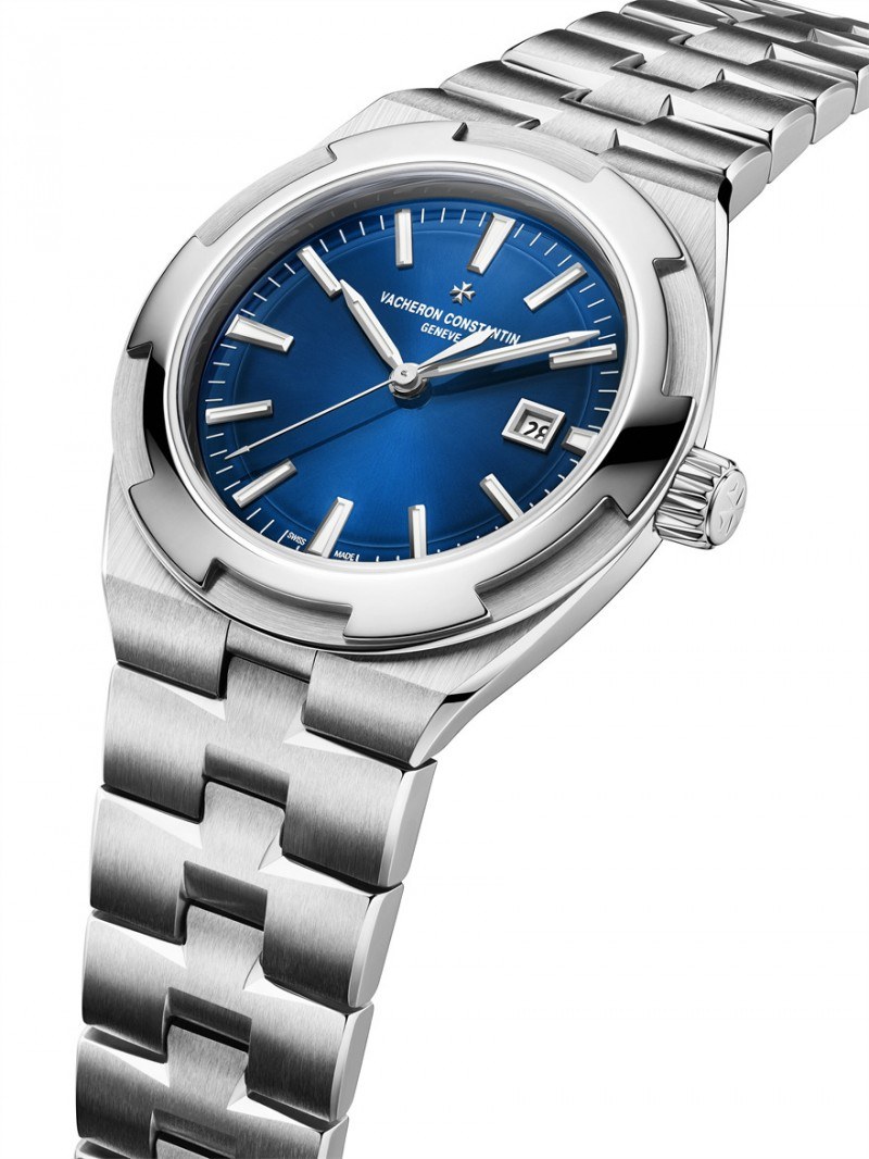 VAC_Overseas_Auto_4600V-200A-B980_R